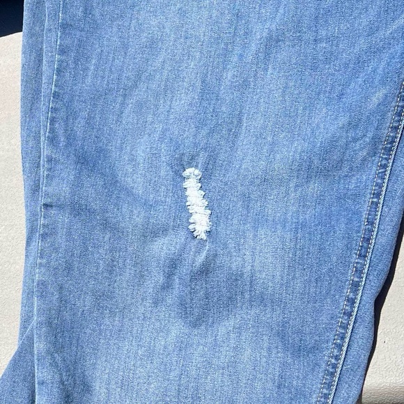 Time and tru maternity jean - Picture 1 of 2